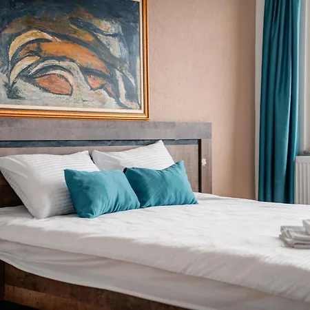 Konaci Manastir Sveti Stefan - Hotel 3*
