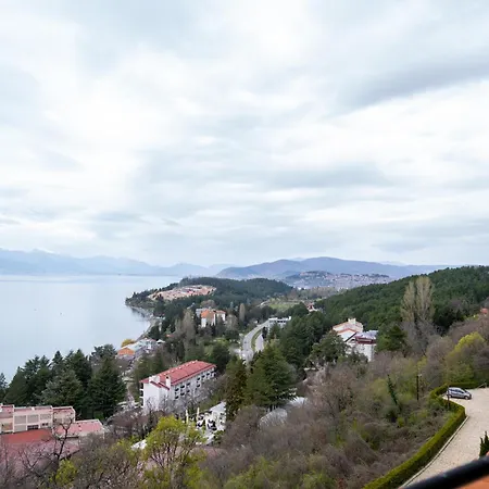 Konaci Manastir Sveti Stefan - 3*