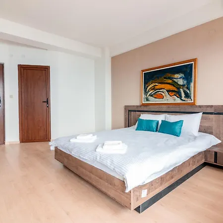 Konaci Manastir Sveti Stefan -