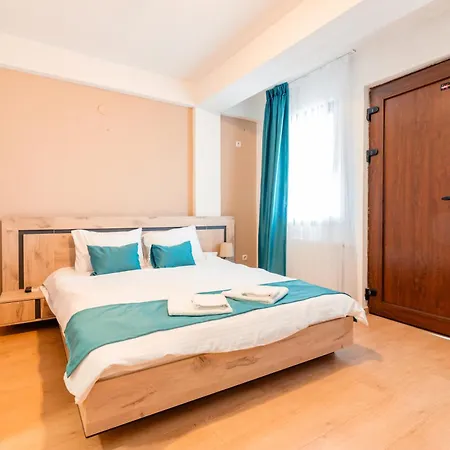 Konaci Manastir Sveti Stefan -