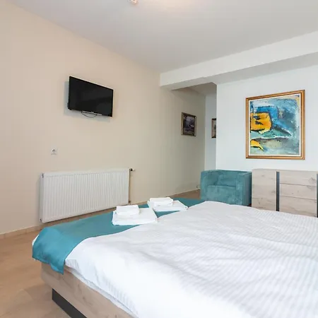 Konaci Manastir Sveti Stefan - 3*