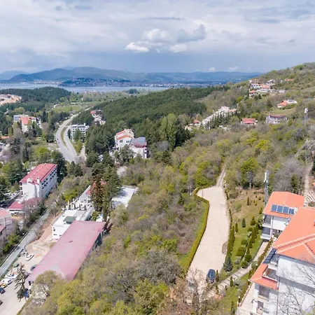 Hotel Konaci Manastir Sveti Stefan - 3*